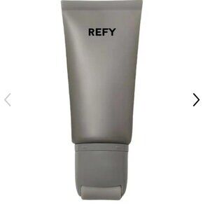 REFY  Glow and Sculpt Face Serum Primer